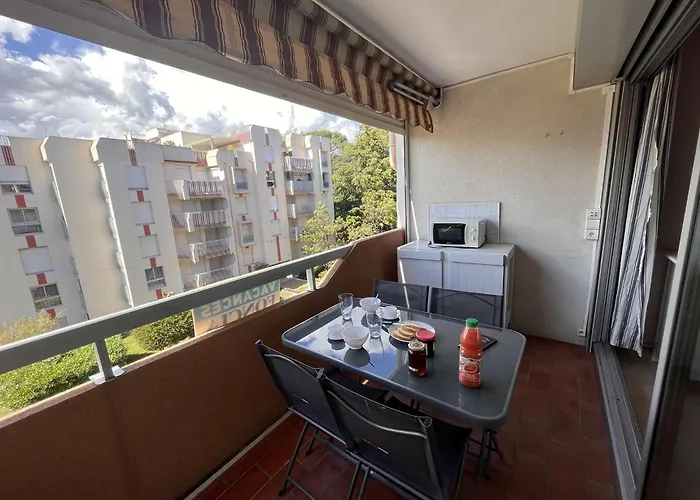 Apartment Sr040-a60 Appt 4 Personnes St Raphael